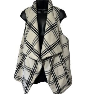 The Impeccable Pig Women's Black White Check Plaid‎ Vest Cardigan Size Medium M